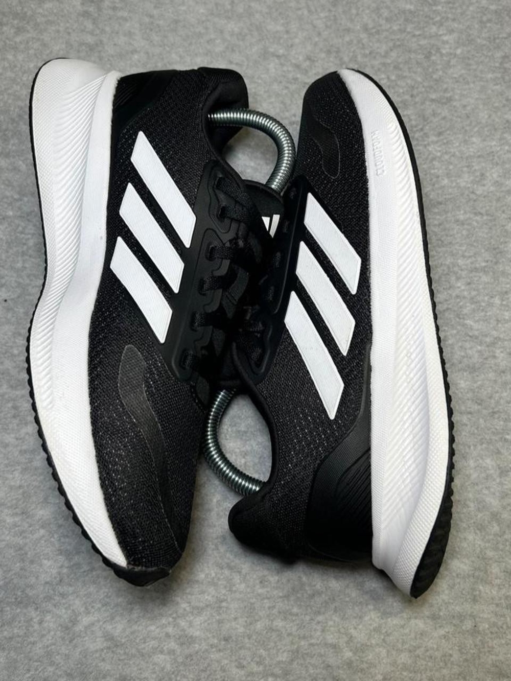 Adidas Women's Size 8